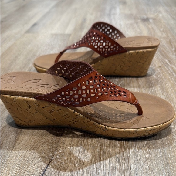 Skechers Size 7 Brown Wedge Sandals with Cork Heel - Picture 6 of 11